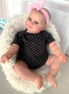 Reborn Baby Doll Maddie hymyilevä tyttö, jolla on näkyvät suonet