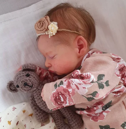 Nukkuva Reborn baby nukke tyttö Rosalie ruskeat hiukset